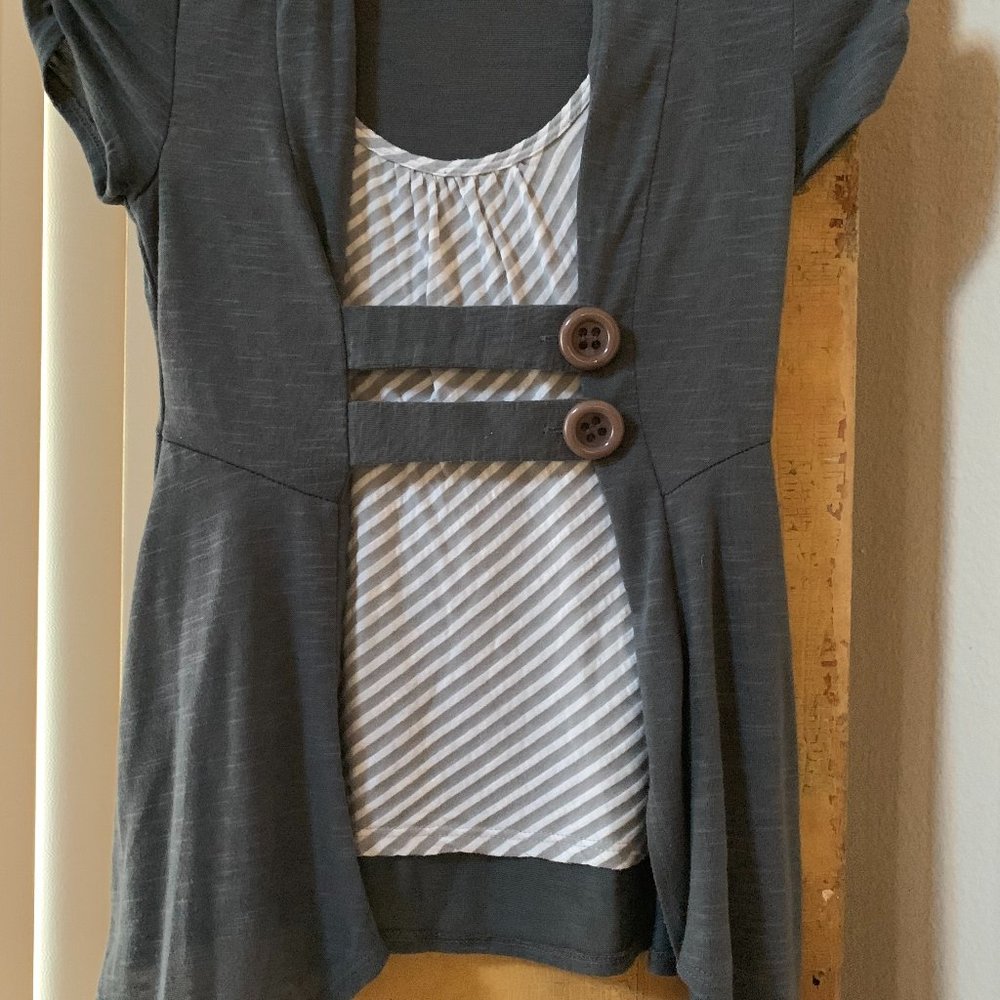 GIRL TOP - Picture 3 of 3